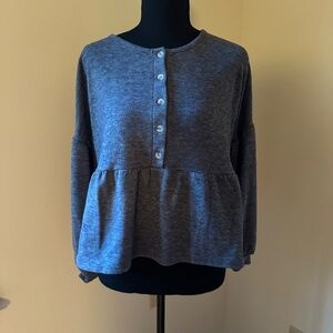 **URBAN ROMANTICS* Blue Long Sleeve Peplum Top Size Medium